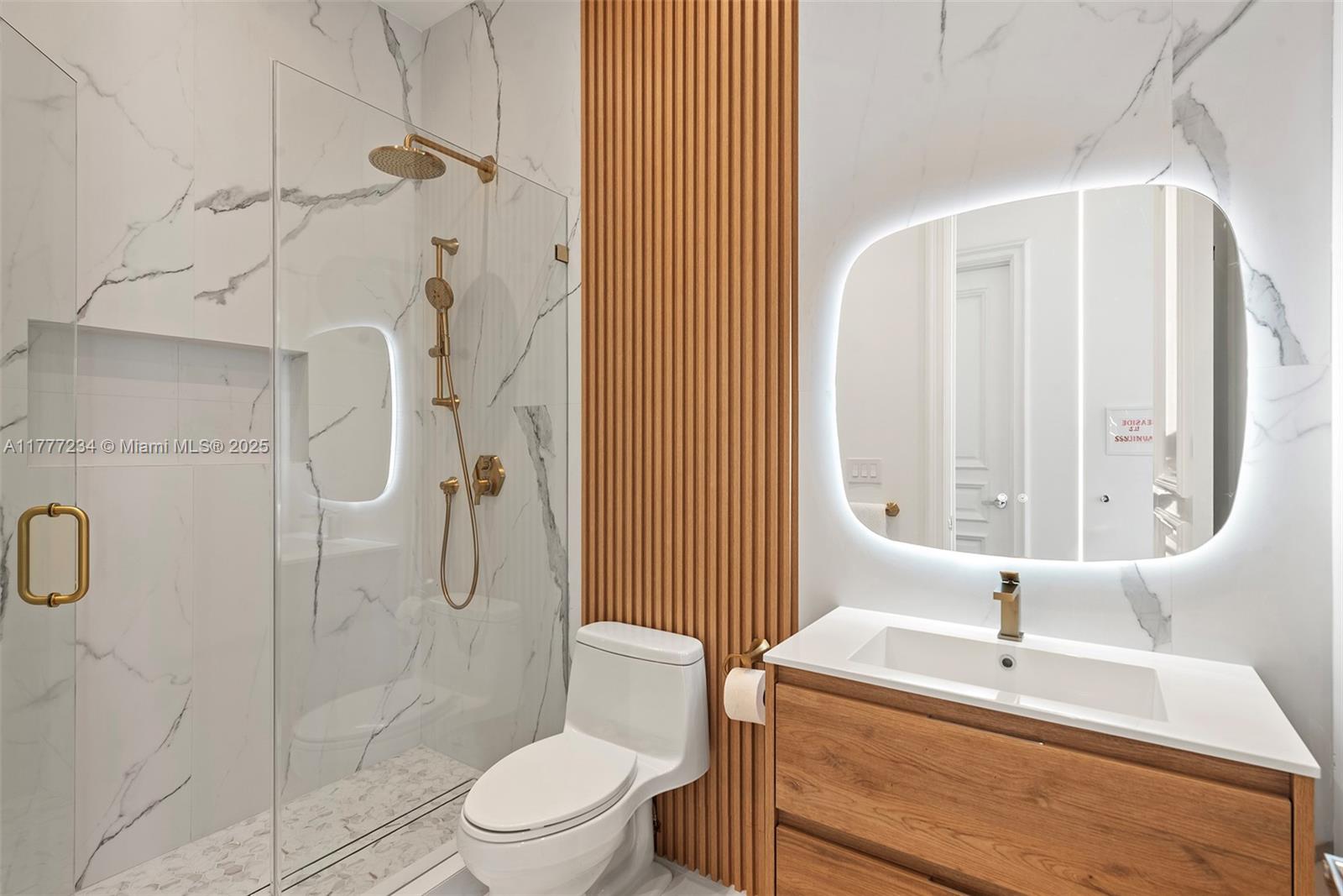 EASTERN SHORES 1ST ADDN - Residential