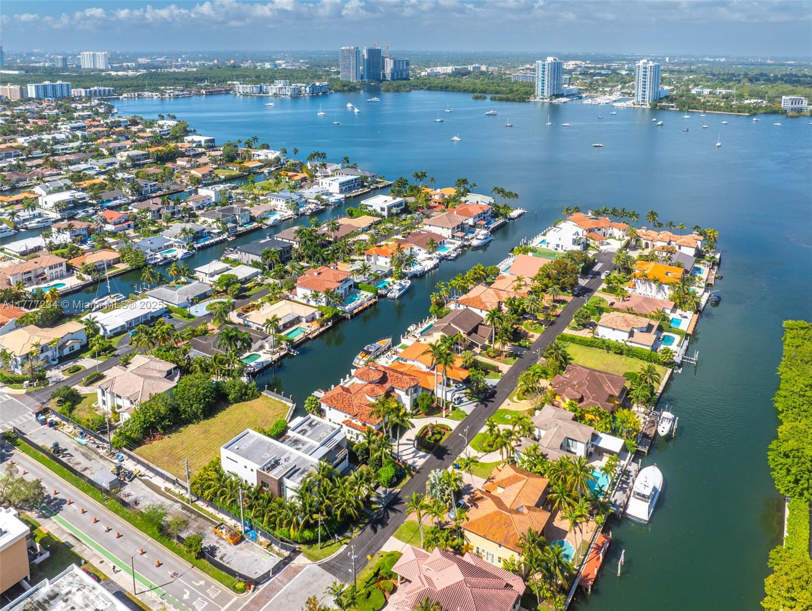 EASTERN SHORES 1ST ADDN - Residential