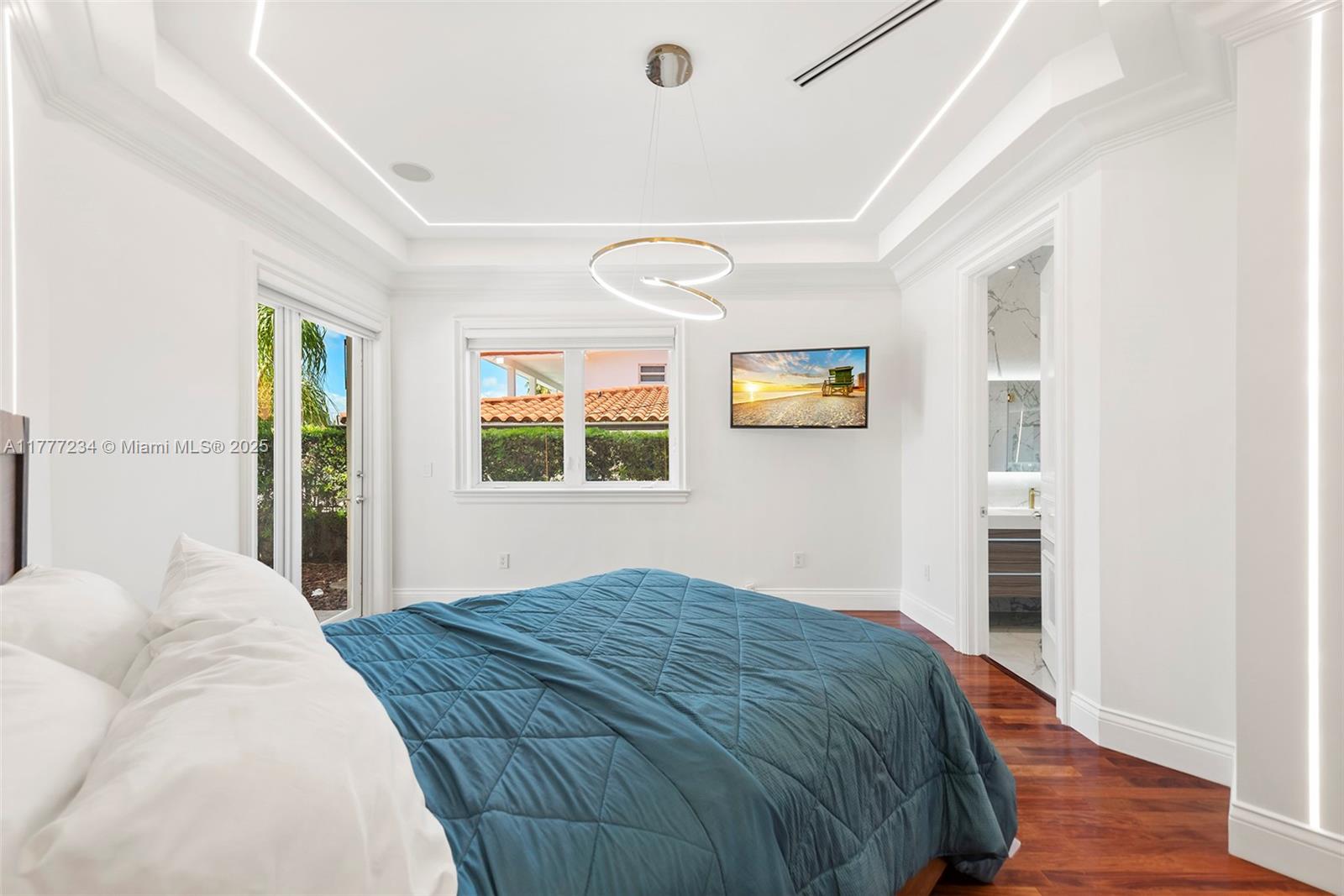 EASTERN SHORES 1ST ADDN - Residential