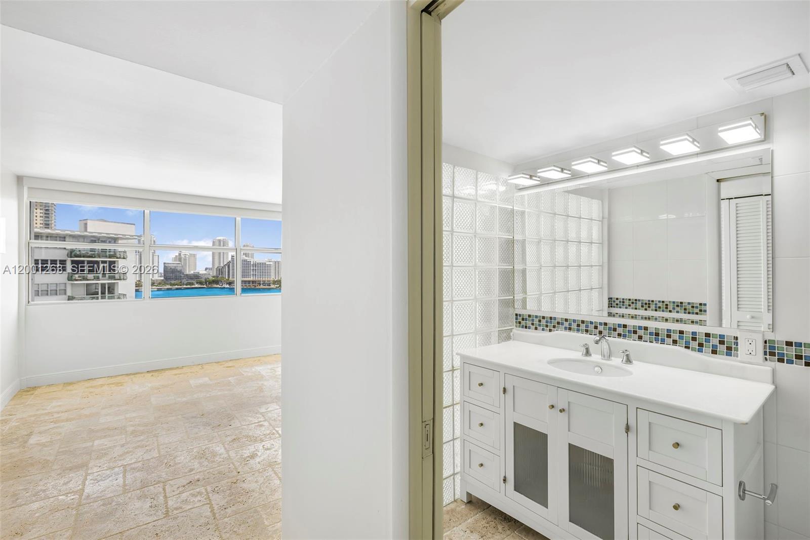 BAYSHORE PLACE CONDO - Residential