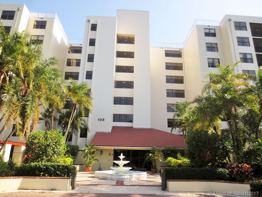 ALL AGES! Cozy 1 bdrm 1.5 bath condo located on the 3rd floor! Spectacular lake views from the bdrm, living rm & separate dining area! Screened Patio! Full-size washer & dryer inside unit! Located in beautiful man-guarded community with resort-style amenities including pool and fitness center! This is a Fannie Mae Homepath Property! First Time Buyers: Complete the HomePath Ready Buyer homeownership course on Homepath com to request up to 3% closing cost assistance. Restrictions apply!