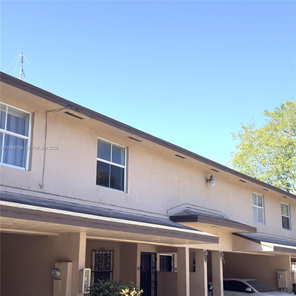 MOUNTCLAIR VILLAS CONDO - Residential