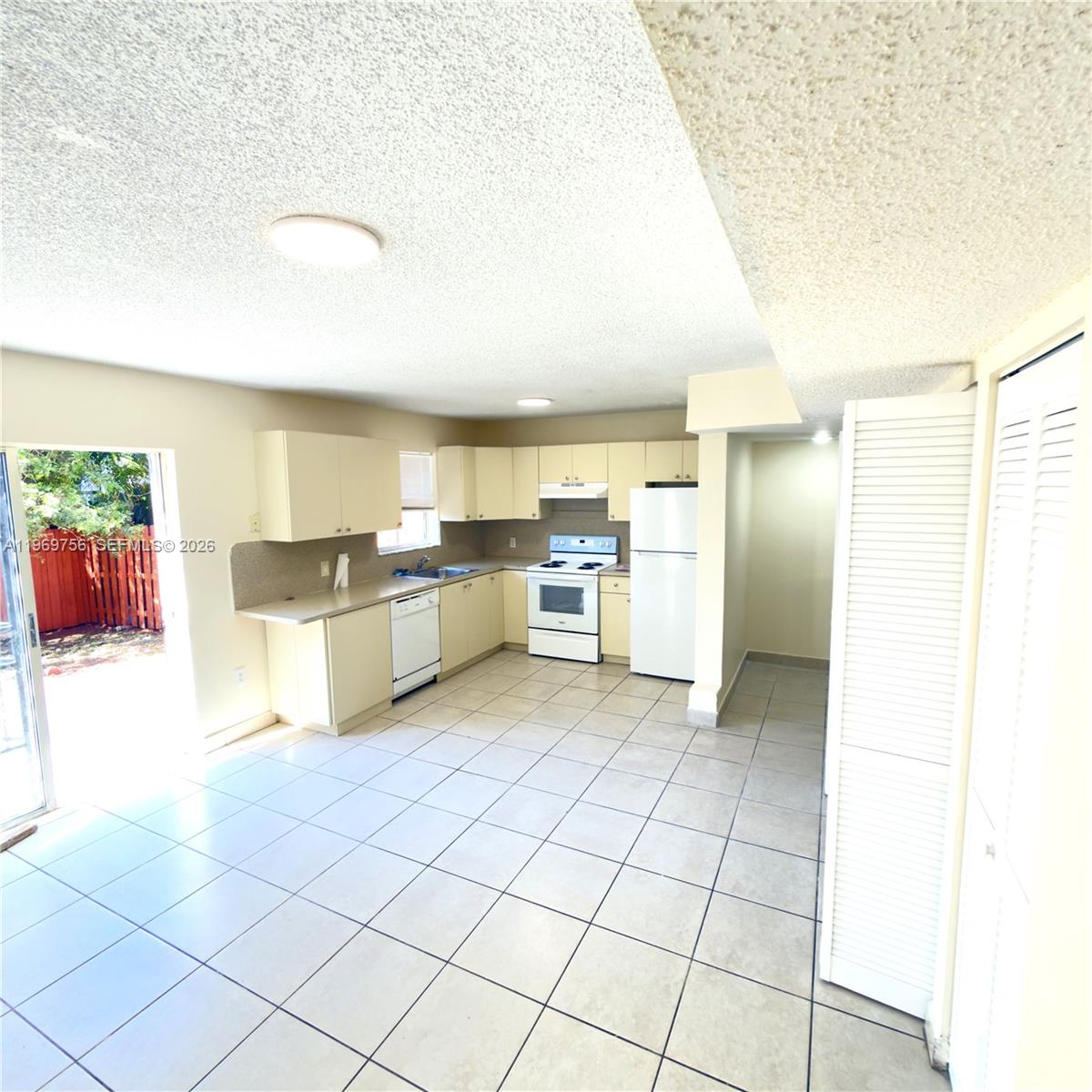 MOUNTCLAIR VILLAS CONDO - Residential