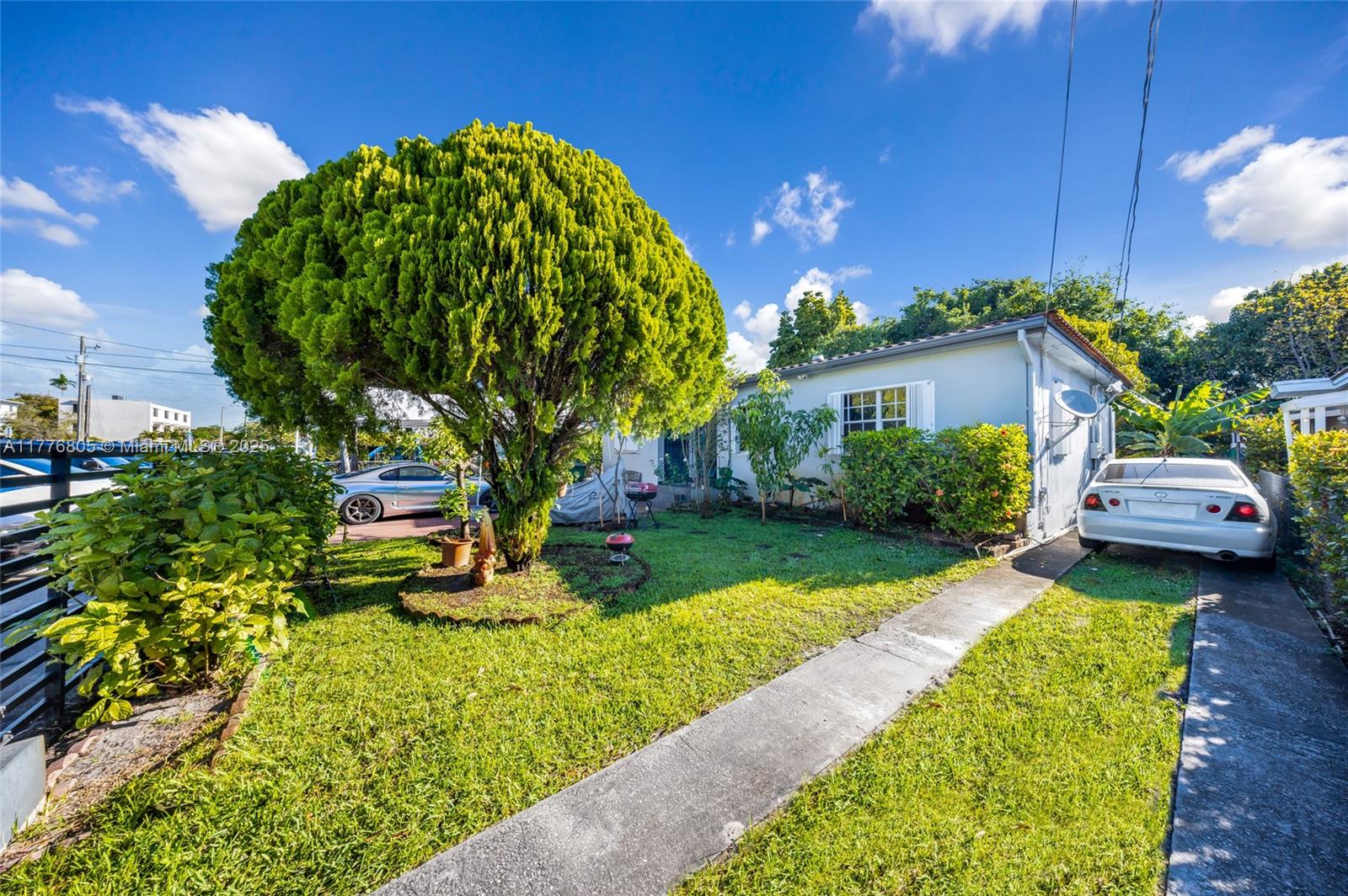View photos, virtual tours, details... 31 SW 62nd Ct