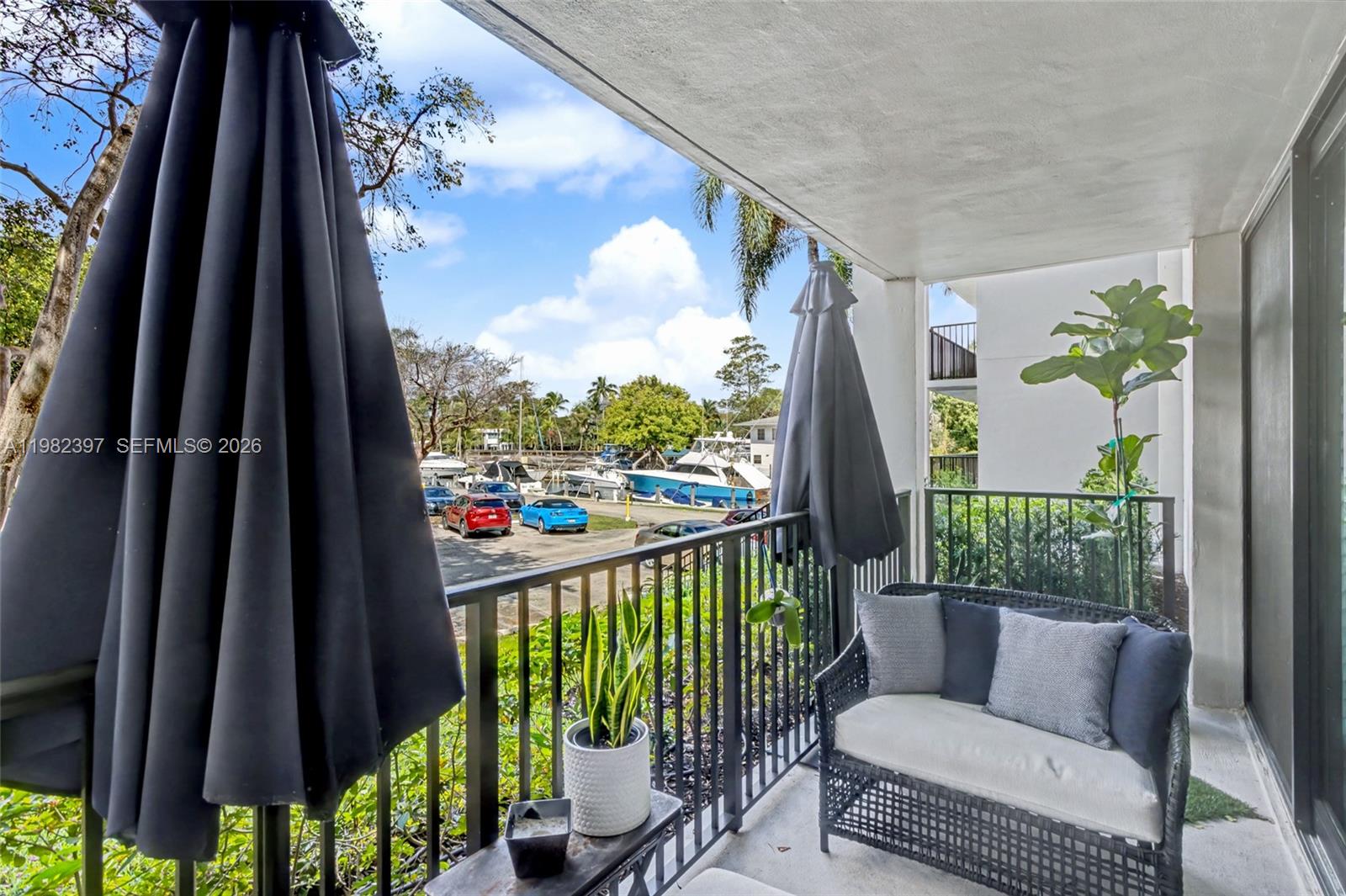 RIVER REACH CONDOMINIUM I - Residential