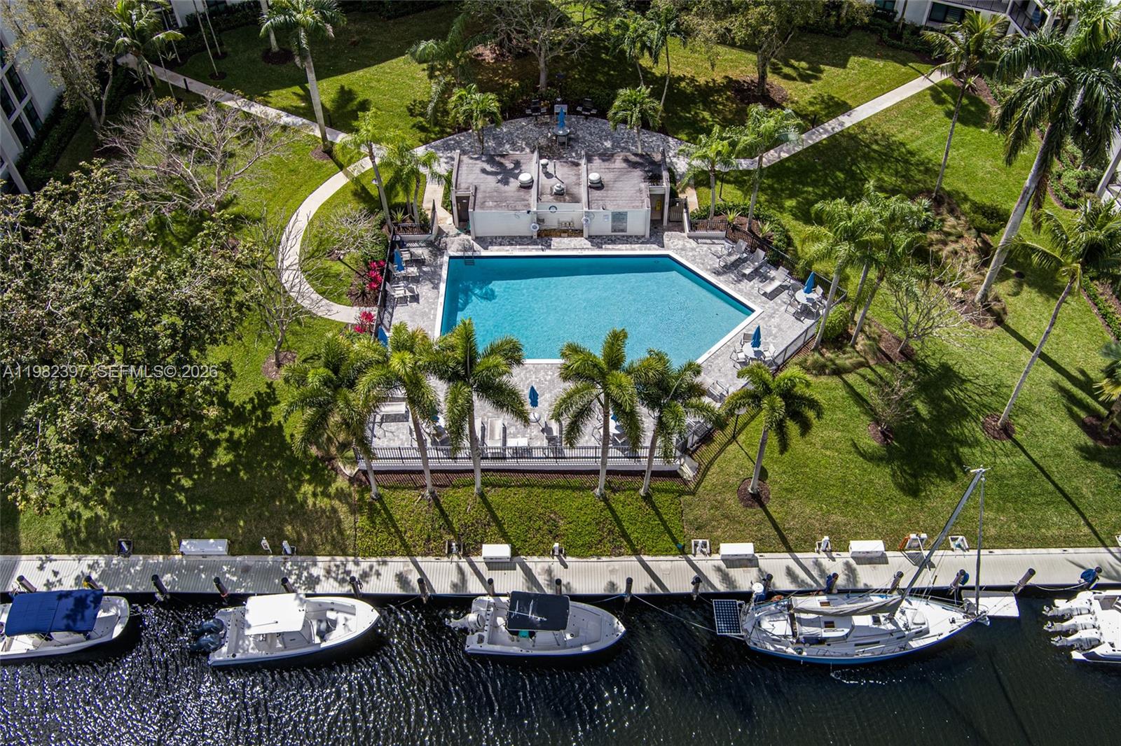 RIVER REACH CONDOMINIUM I - Residential