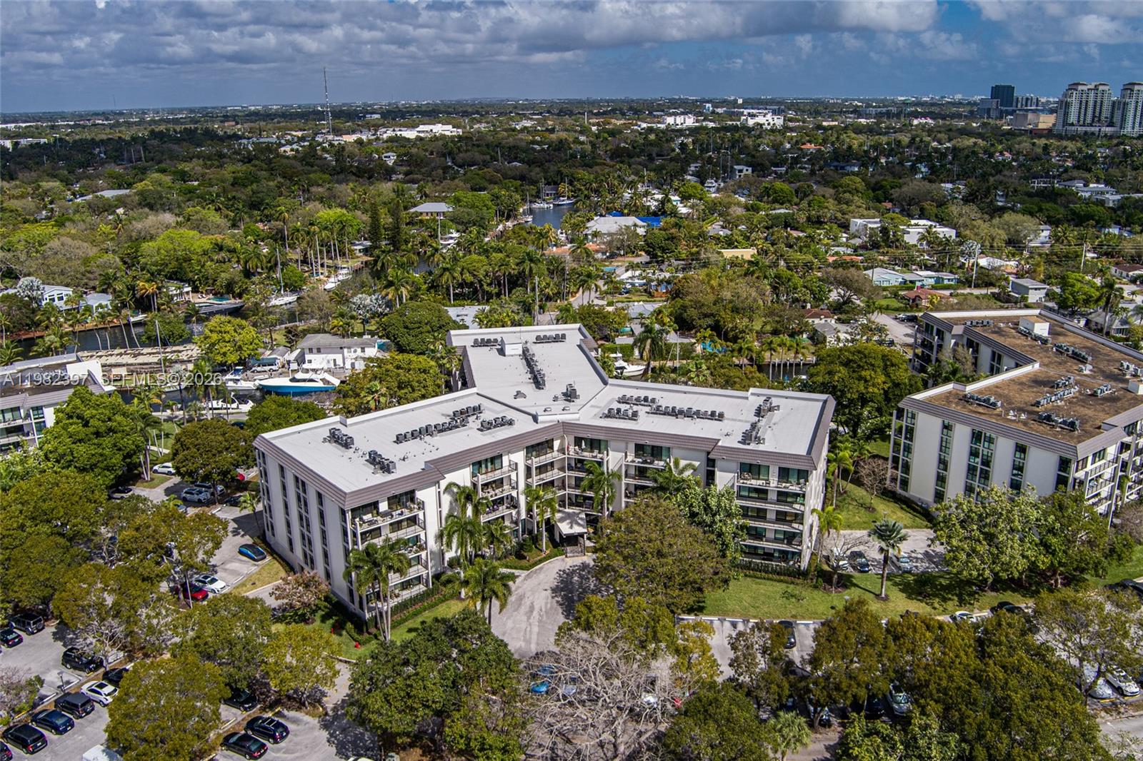 RIVER REACH CONDOMINIUM I - Residential