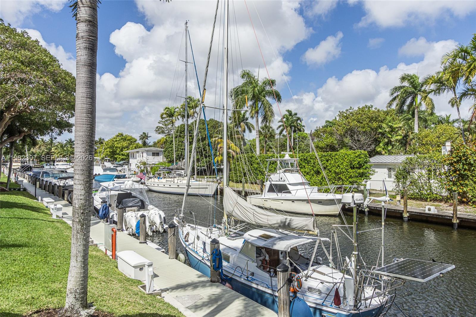 RIVER REACH CONDOMINIUM I - Residential