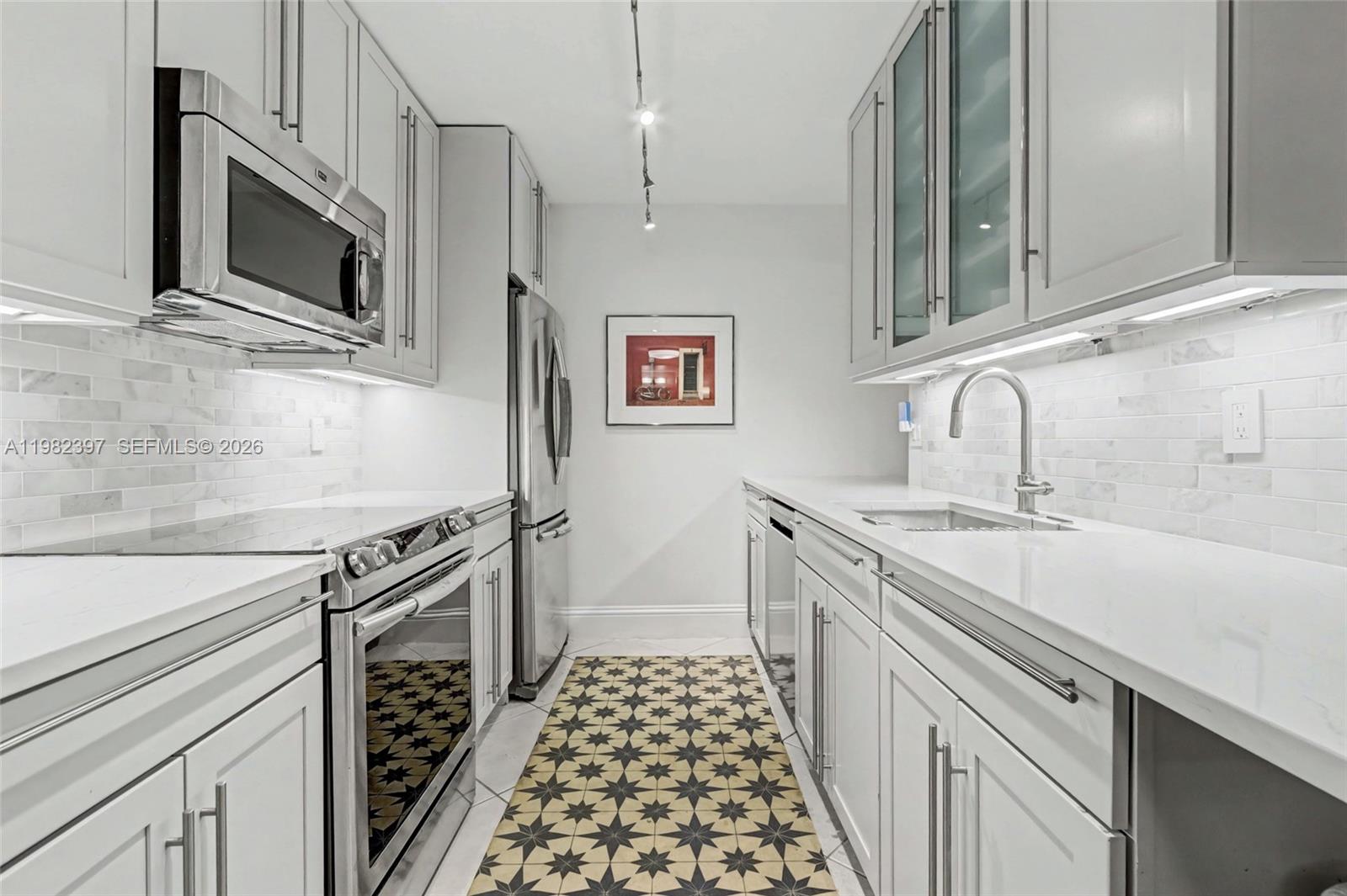 RIVER REACH CONDOMINIUM I - Residential