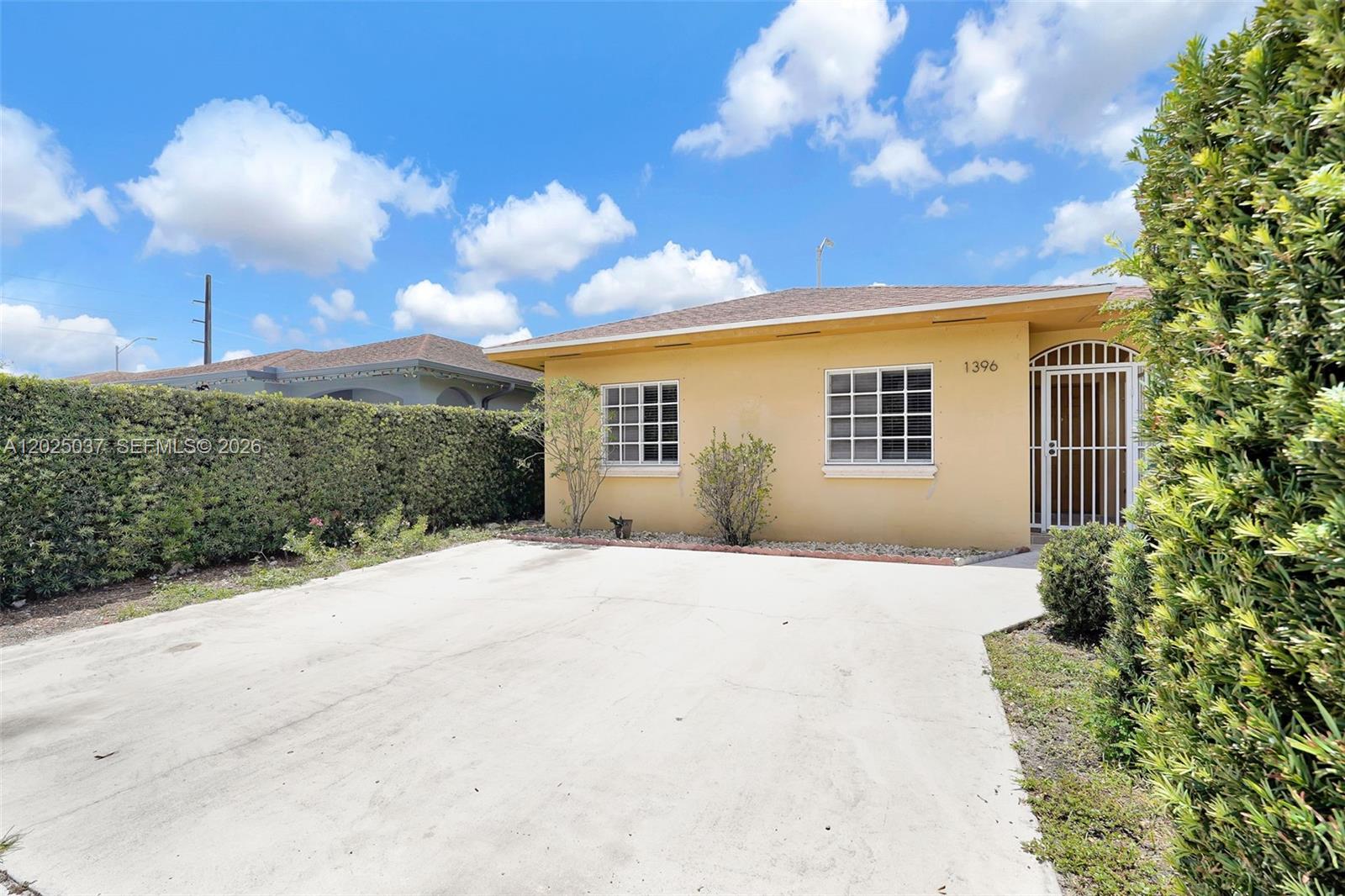 PACIFICA ESTATES - Residential