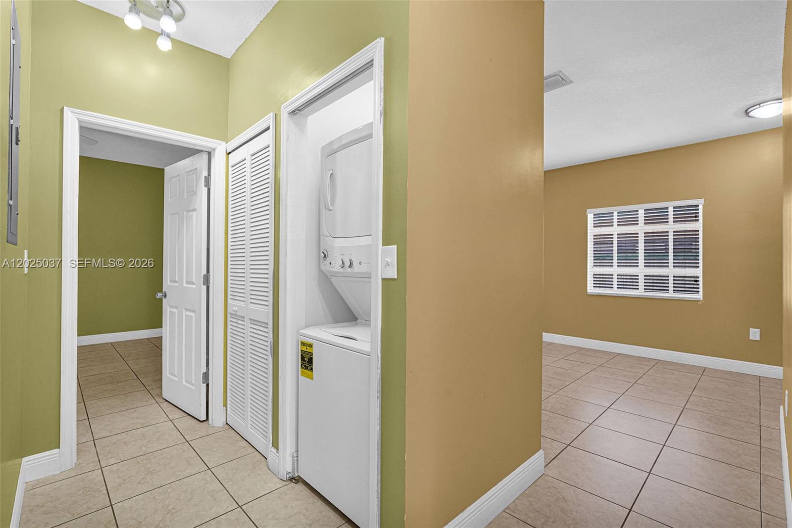 PACIFICA ESTATES - Residential