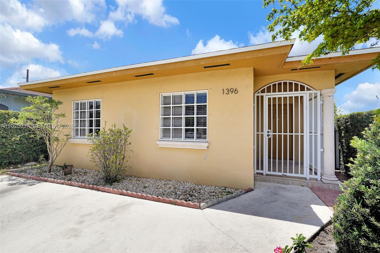PACIFICA ESTATES - Residential