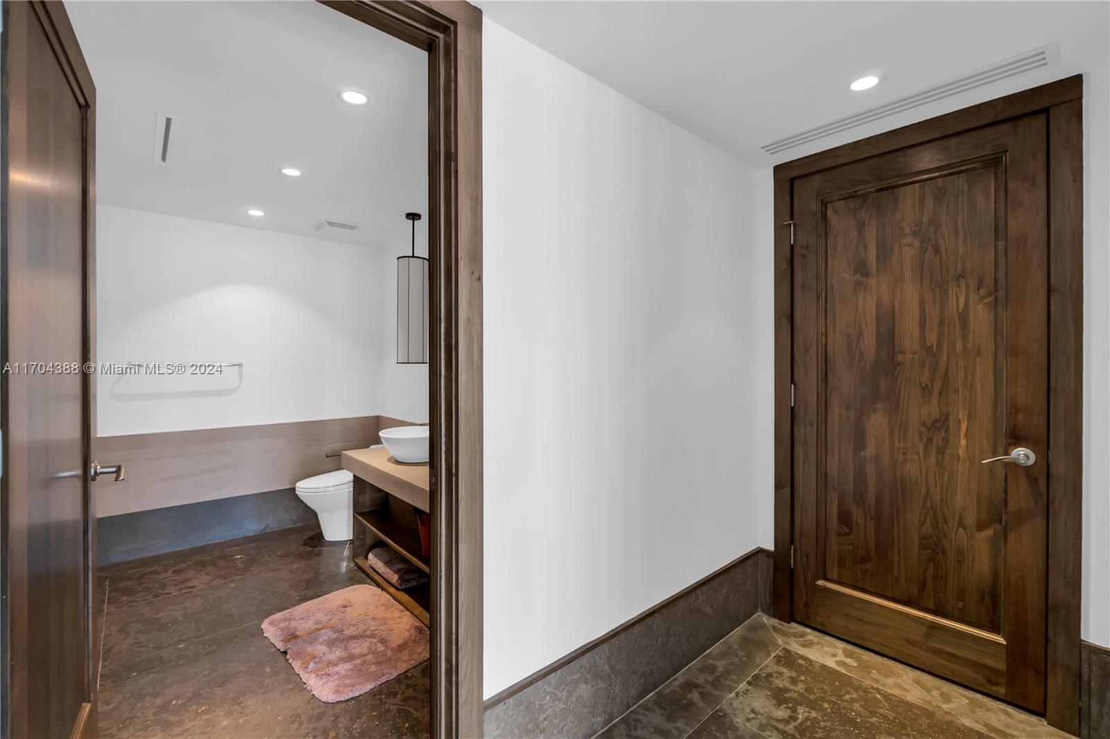 MEI CONDO - Residential