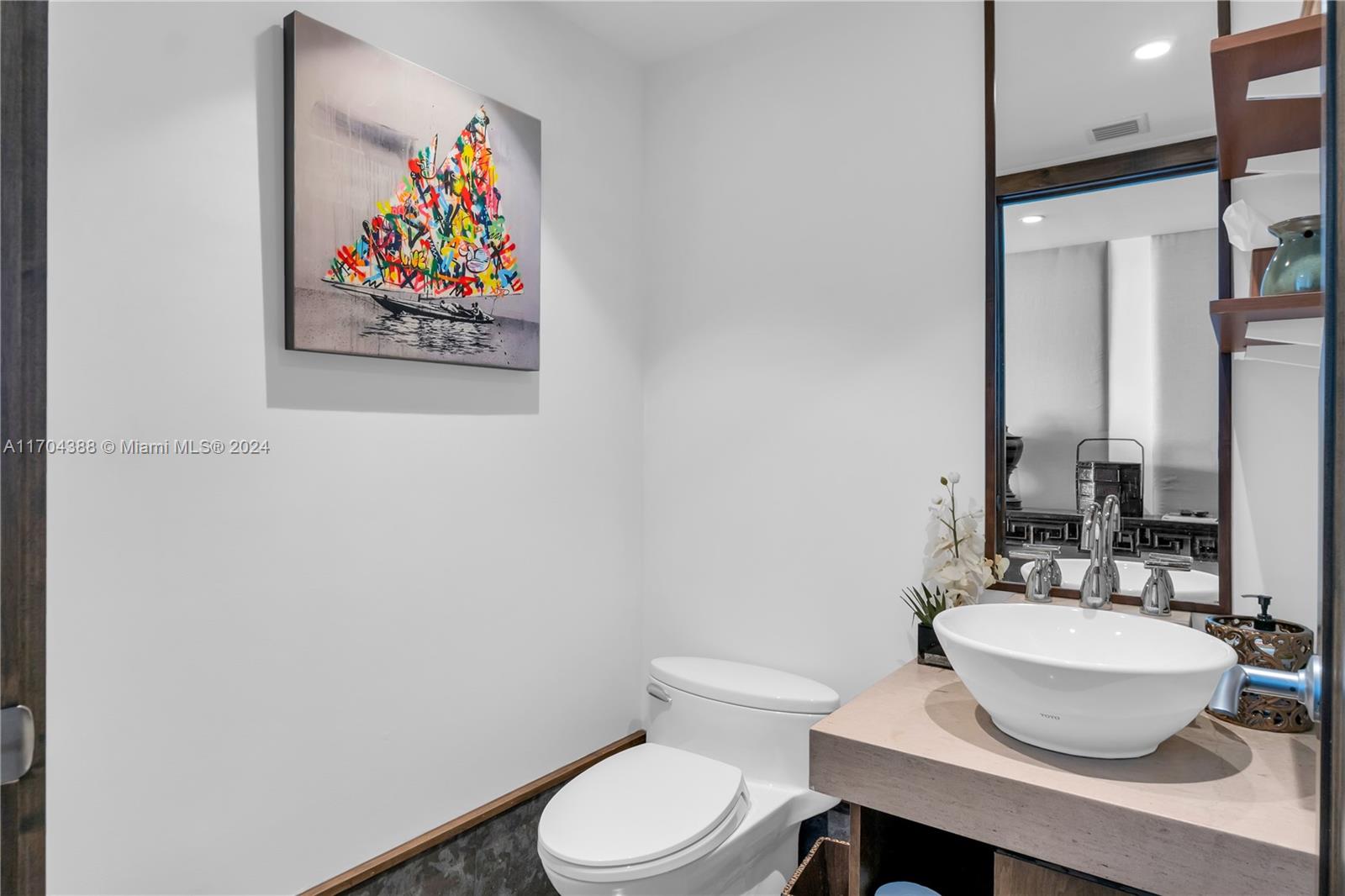 MEI CONDO - Residential