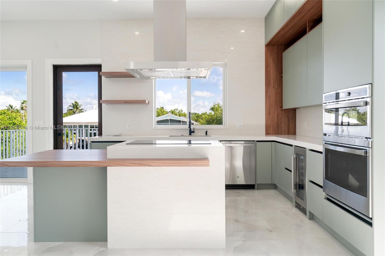 WINSTON WATER WAYS AMD - Residential