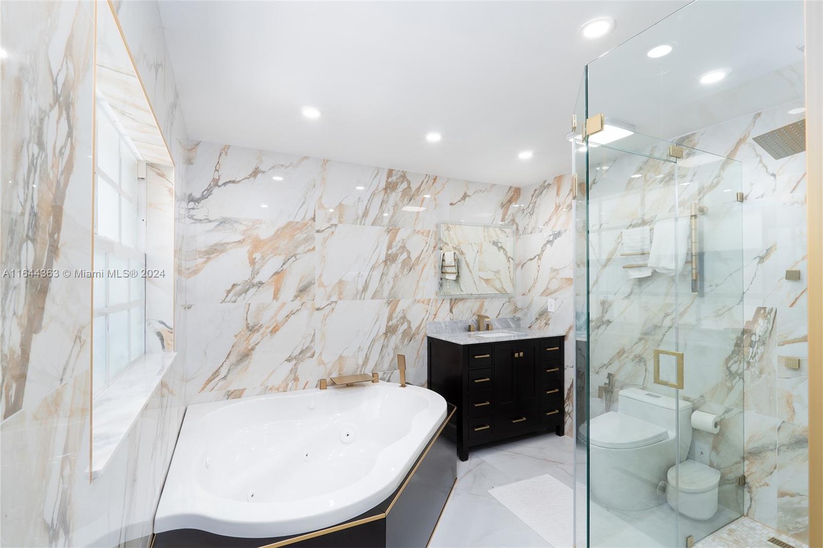 CENTRAL MIAMI PART 6 - Residential