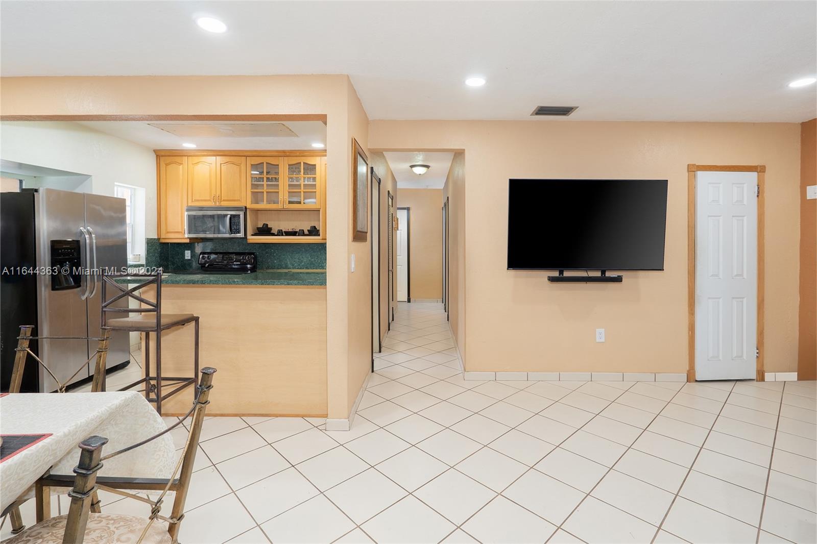 CENTRAL MIAMI PART 6 - Residential