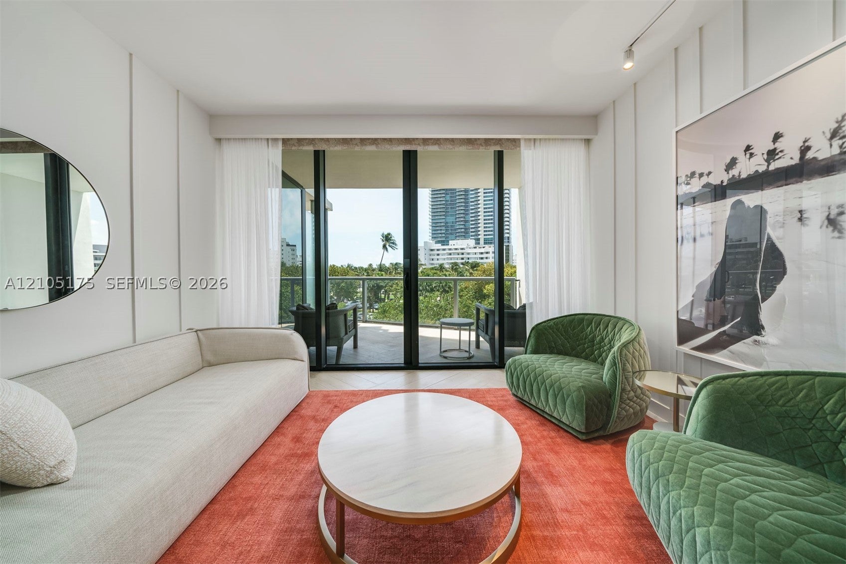 2201 Collins Ave 302