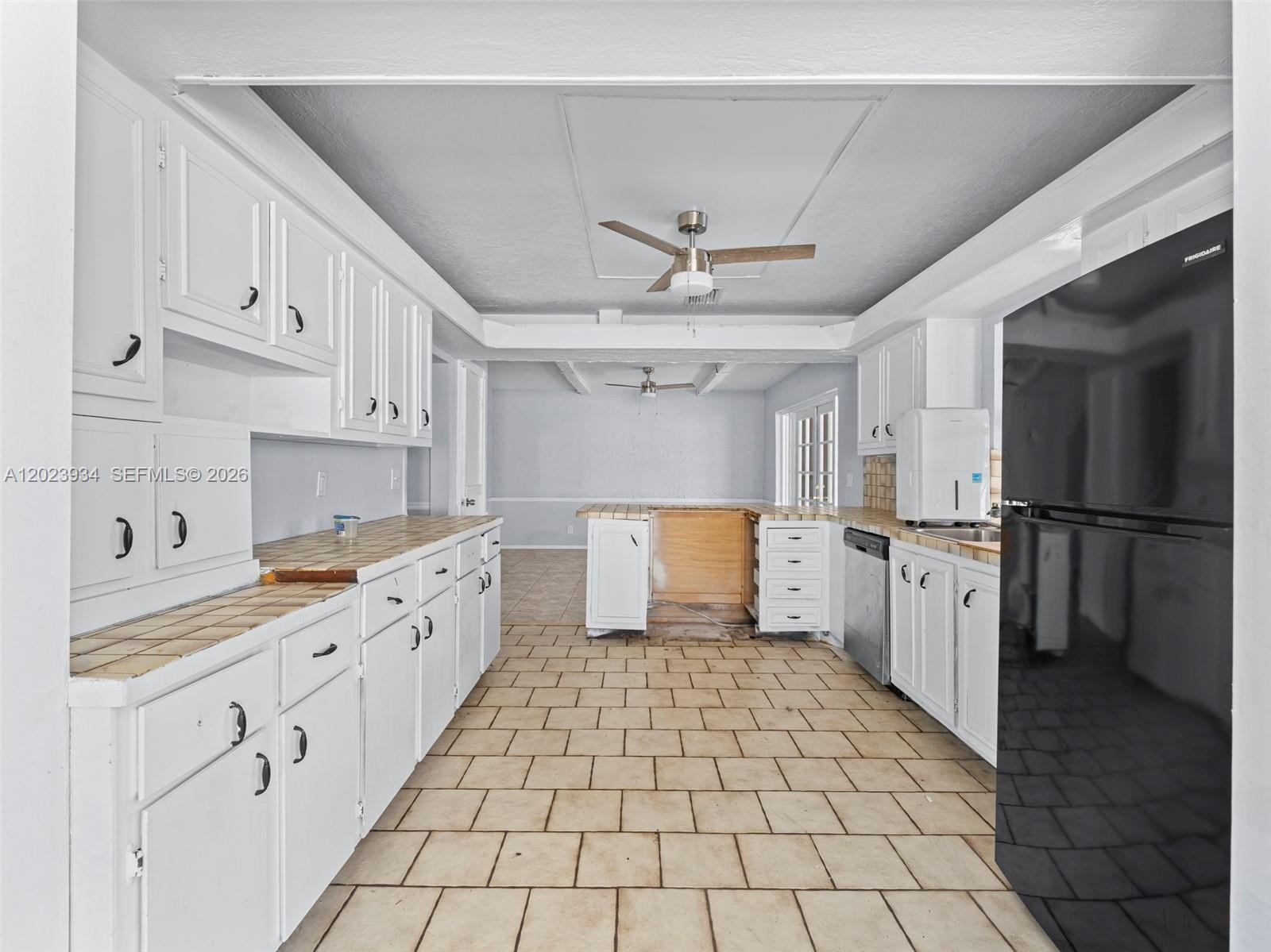 PALM-AIRE VILLAGE 2ND SEC - Residential
