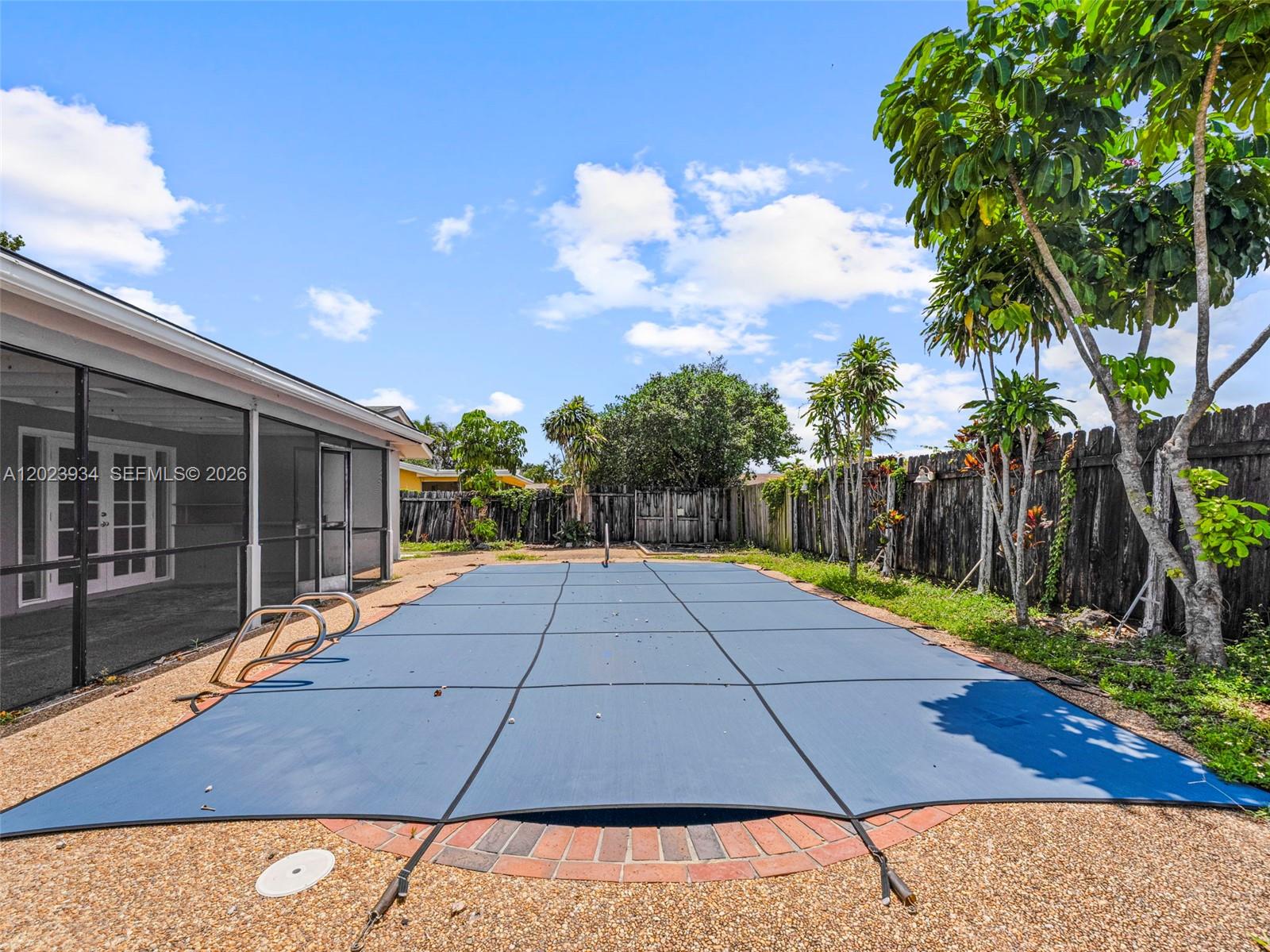 PALM-AIRE VILLAGE 2ND SEC - Residential