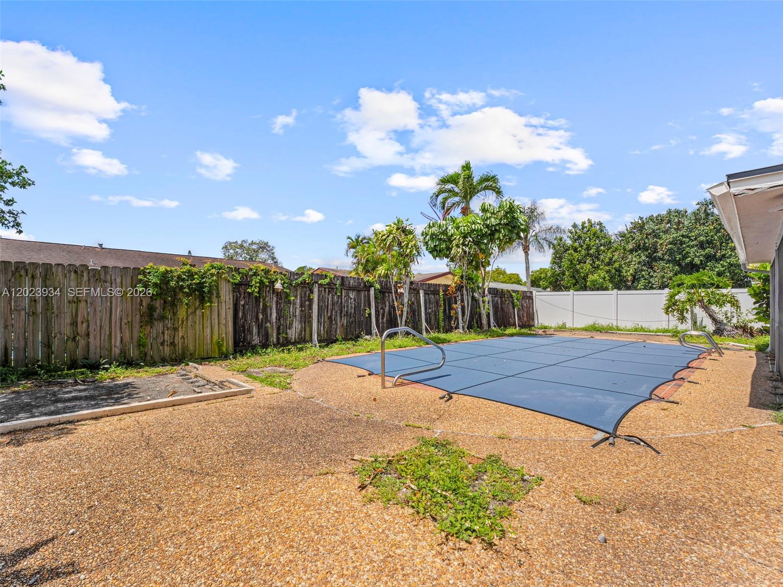 PALM-AIRE VILLAGE 2ND SEC - Residential