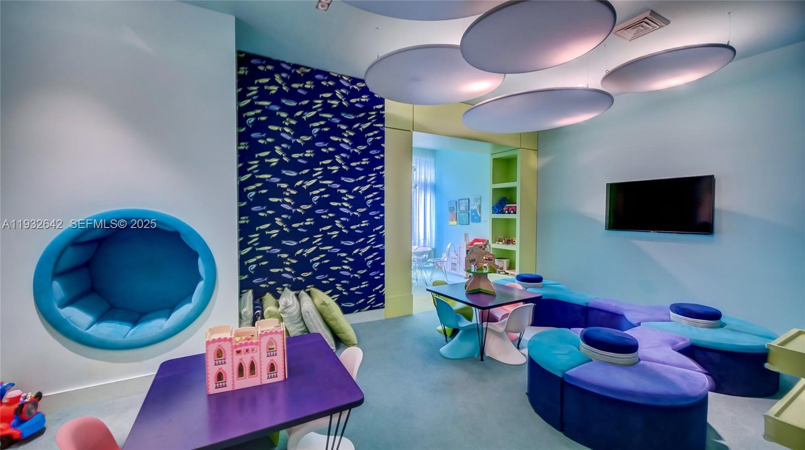 MARINA PALMS RESIDENCES S - Residential