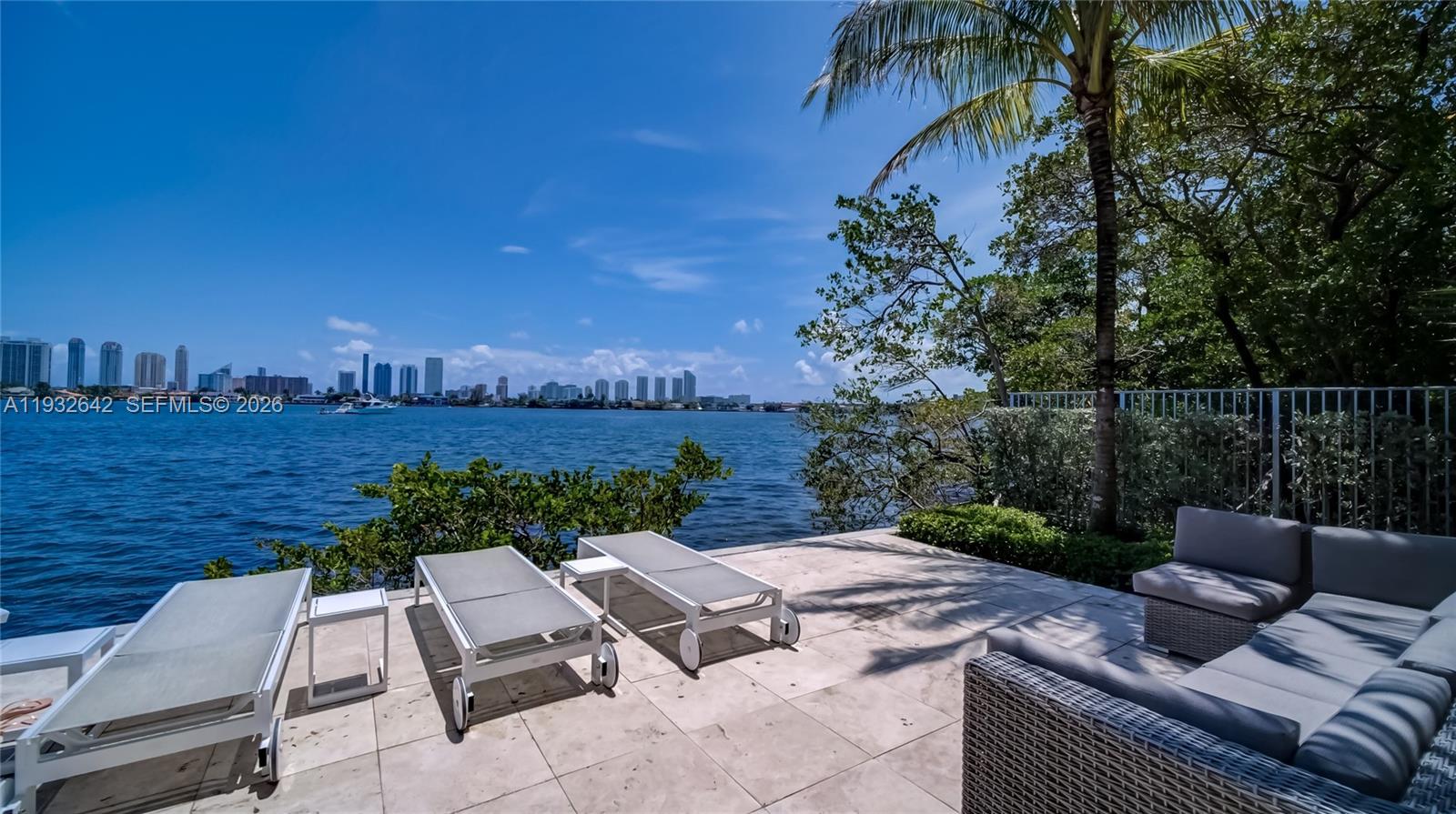 MARINA PALMS RESIDENCES S - Residential