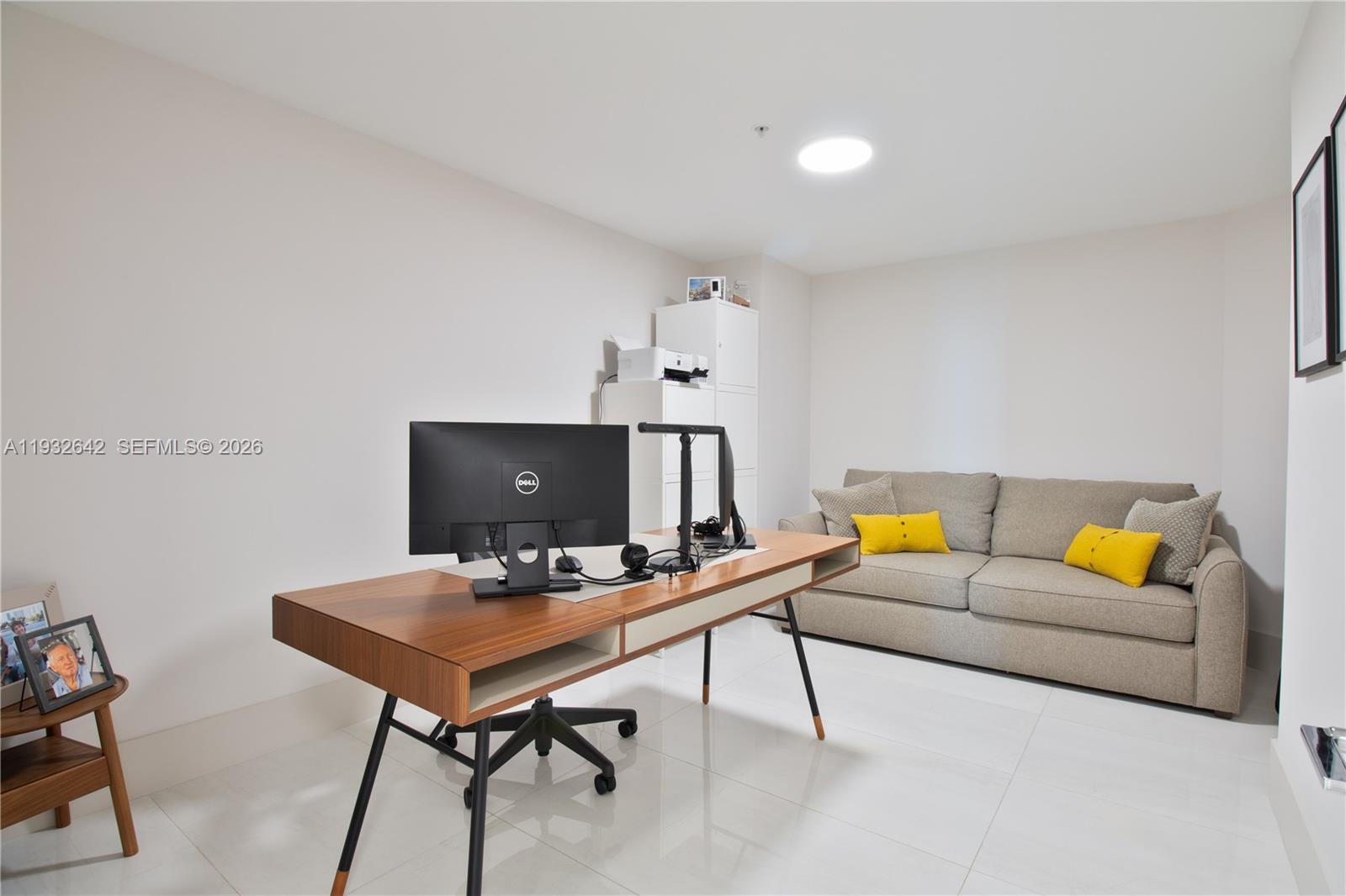 MARINA PALMS RESIDENCES S - Residential