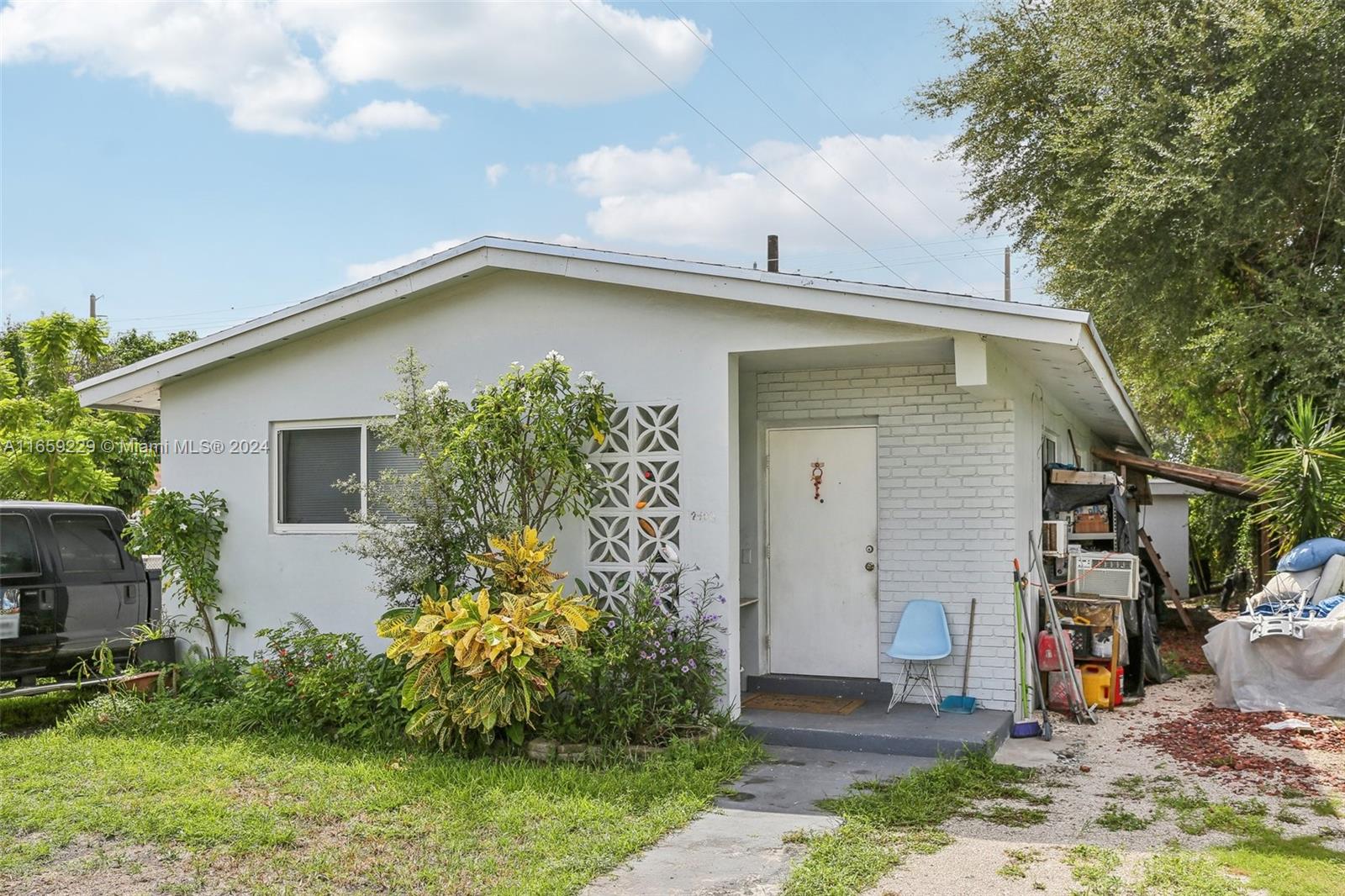 2406 Nw 67th St, Miami, Broward County, Florida -  - 