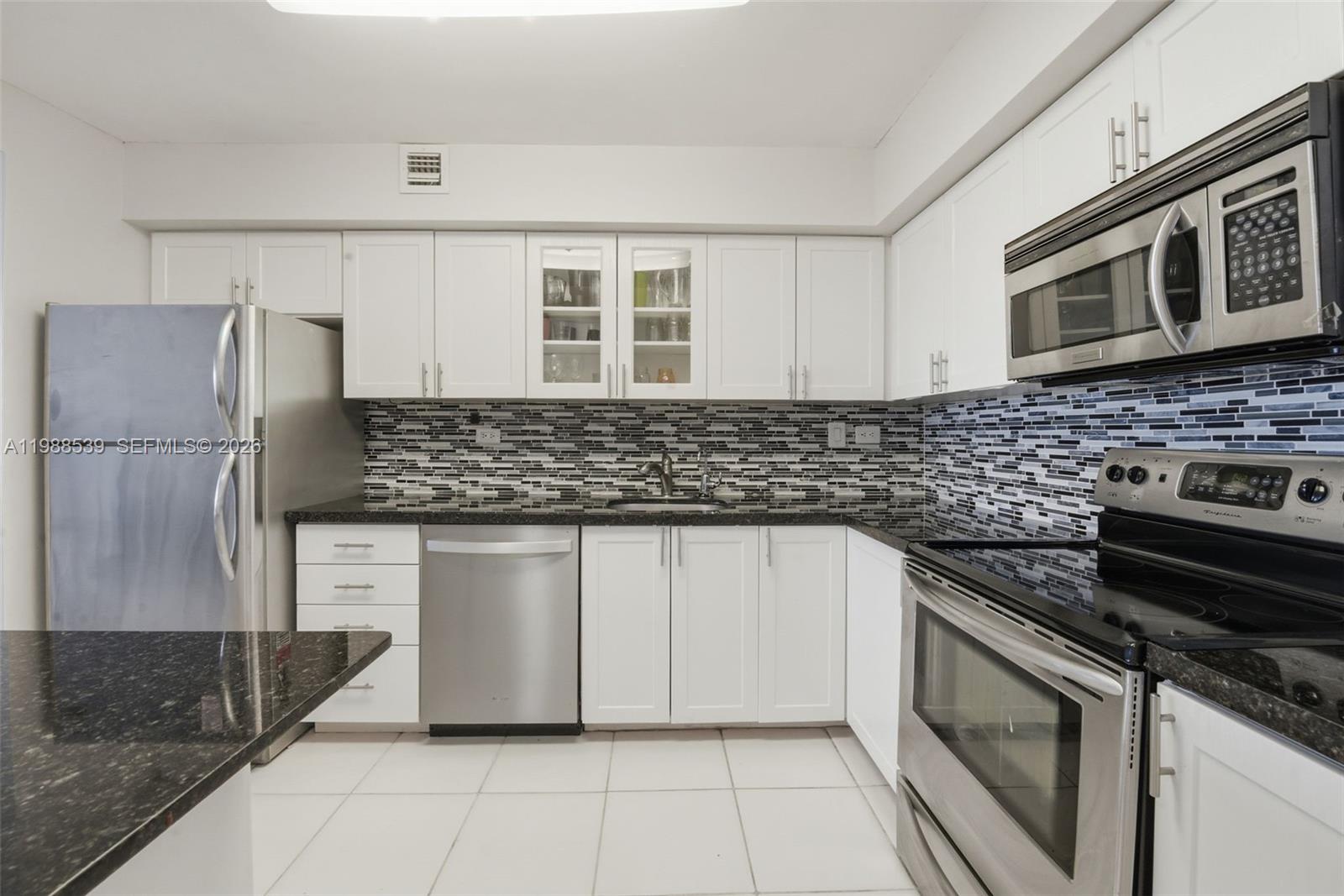 DELVISTA TOWERS CONDO - Residential