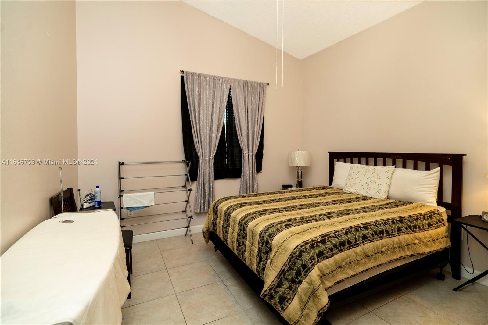 PARKSIDE AT SPRING VALLEY - Residential