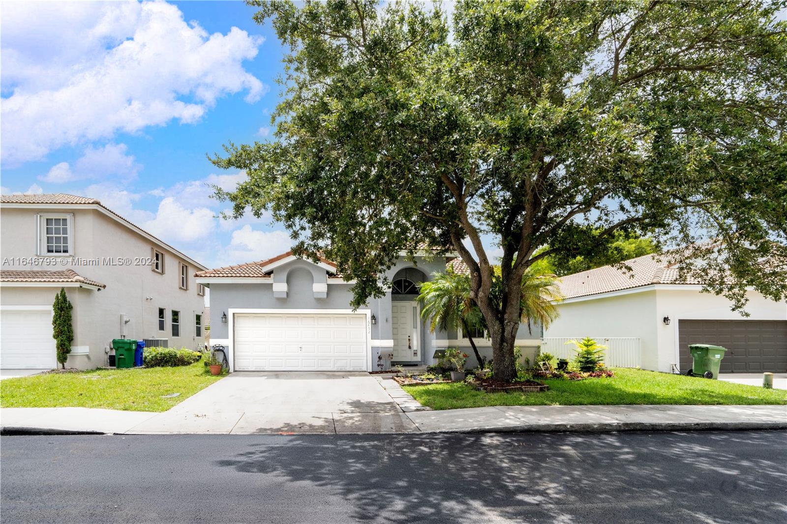 PARKSIDE AT SPRING VALLEY - Residential