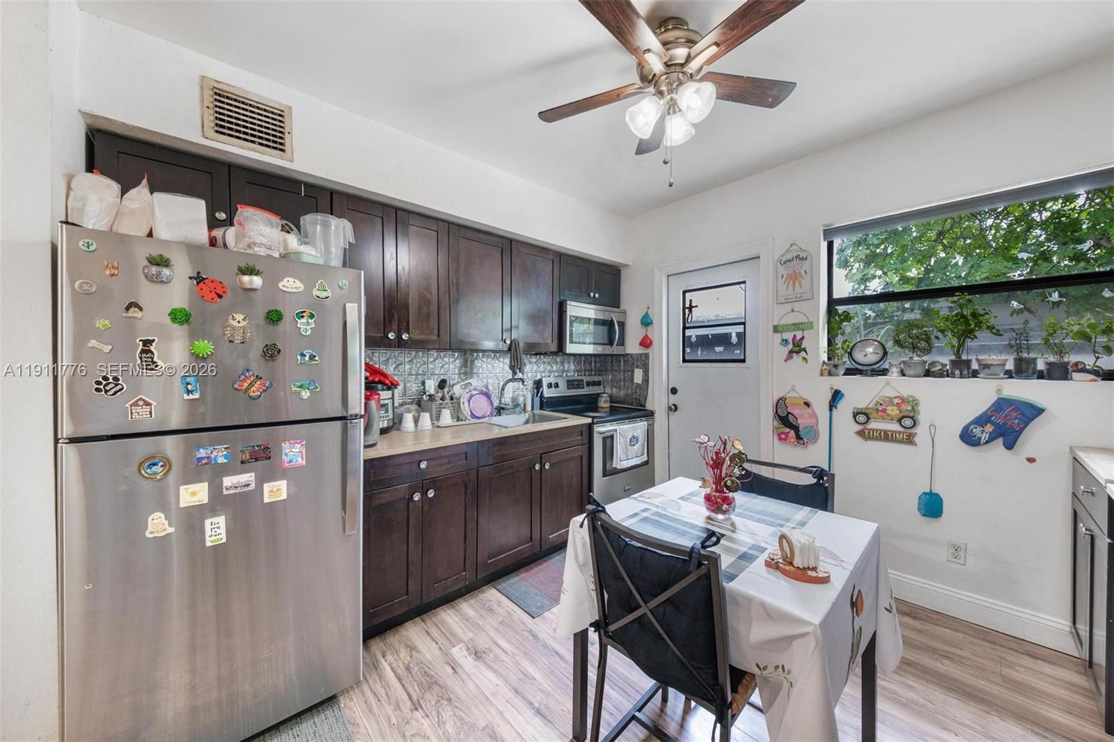 BISCAYNE VILLAGE HEIGHTS - Residential Income