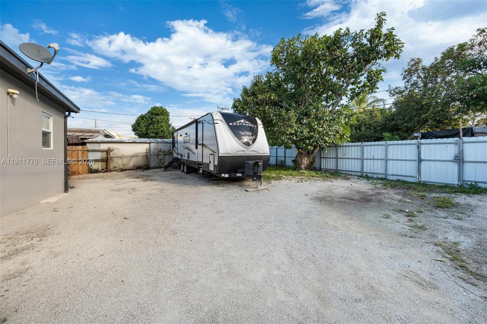 BISCAYNE VILLAGE HEIGHTS - Residential Income