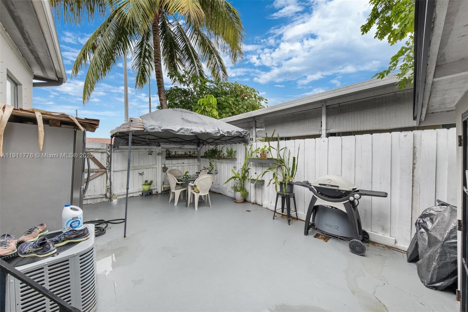 BISCAYNE VILLAGE HEIGHTS - Residential Income