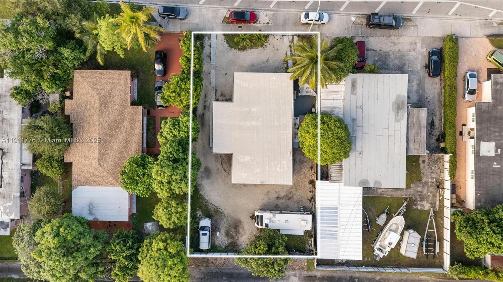 BISCAYNE VILLAGE HEIGHTS - Residential Income