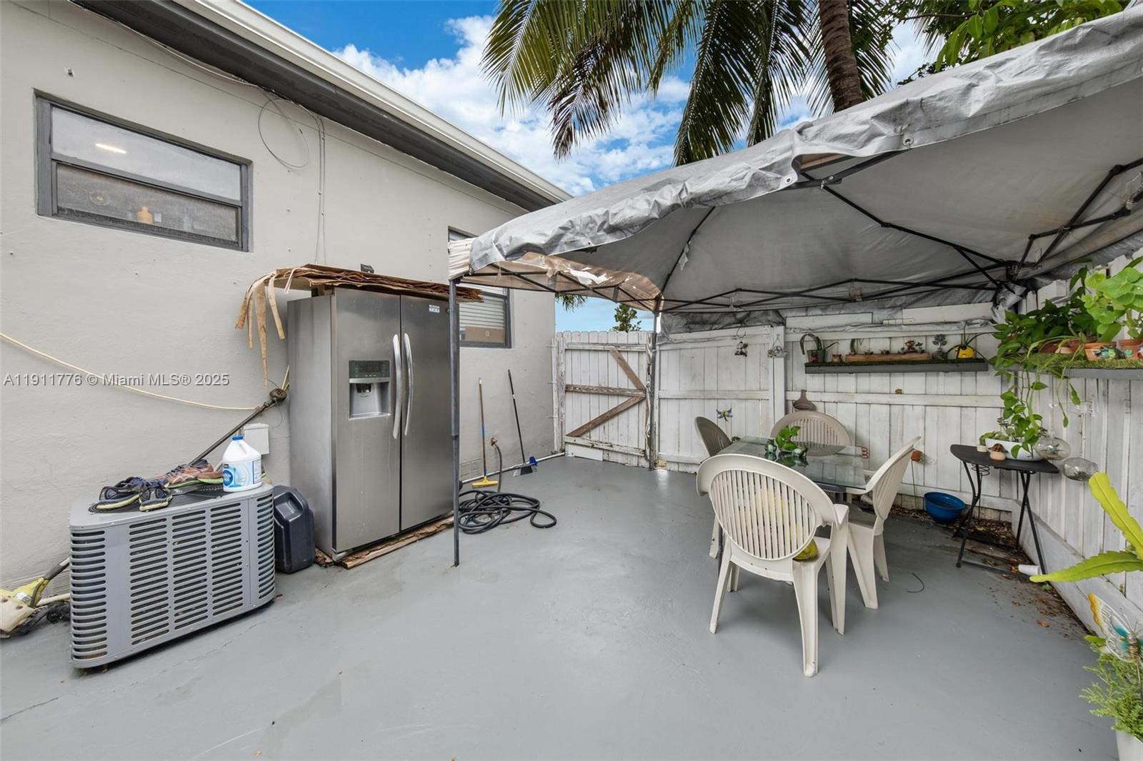 BISCAYNE VILLAGE HEIGHTS - Residential Income