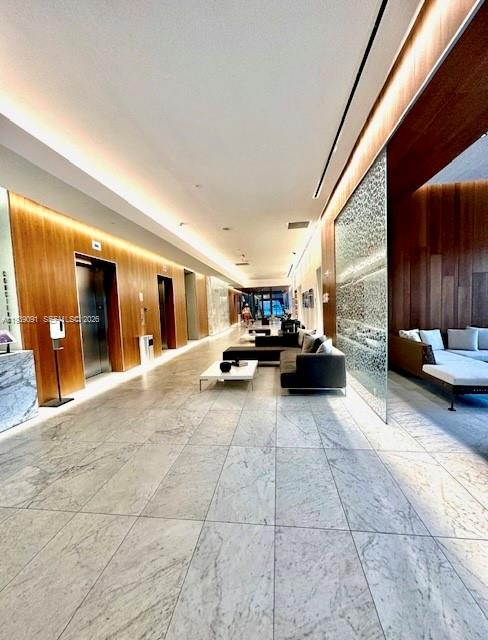 REACH AT BRICKELL CITY - Residential