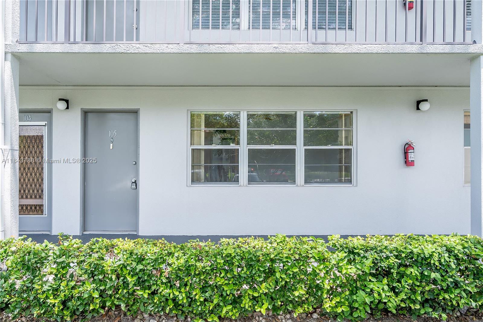 NEW HAMPTON AT CENTURY VI - Residential Lease