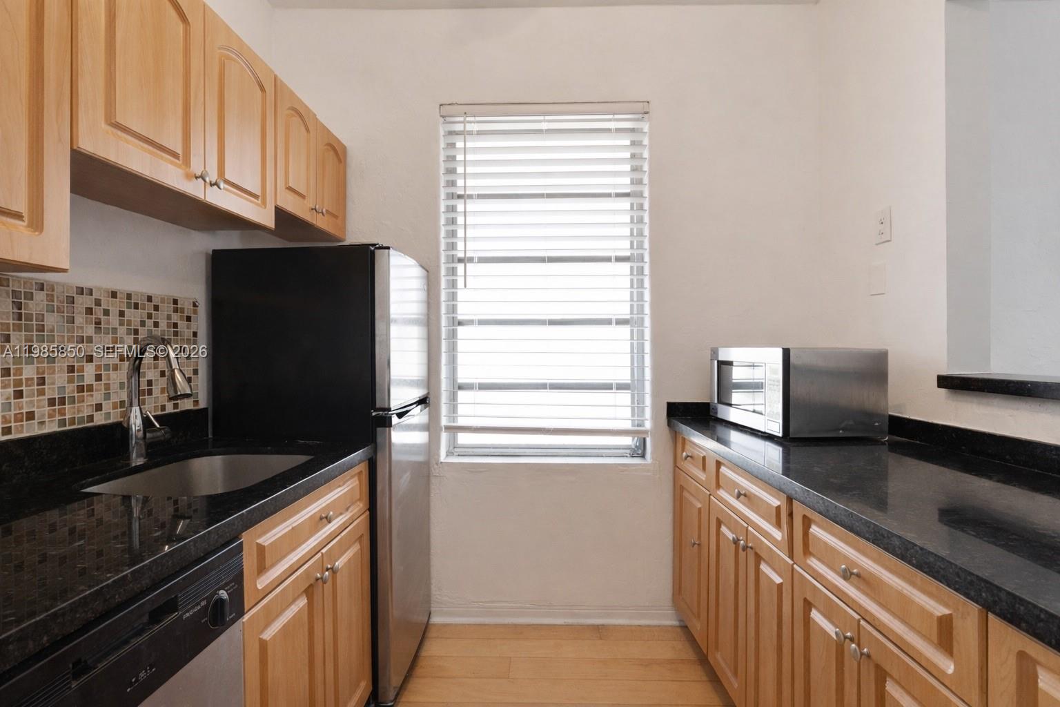 760 CONDO - Residential