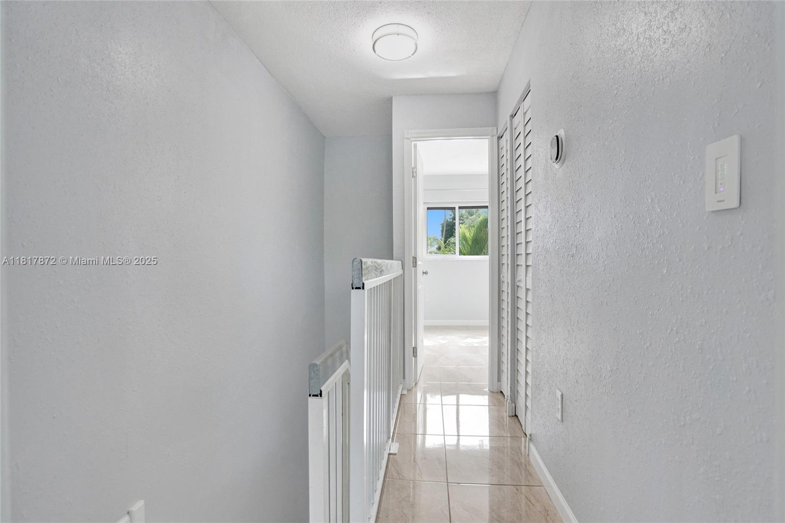 PEMBROKE LAKES SECTION SE - Residential
