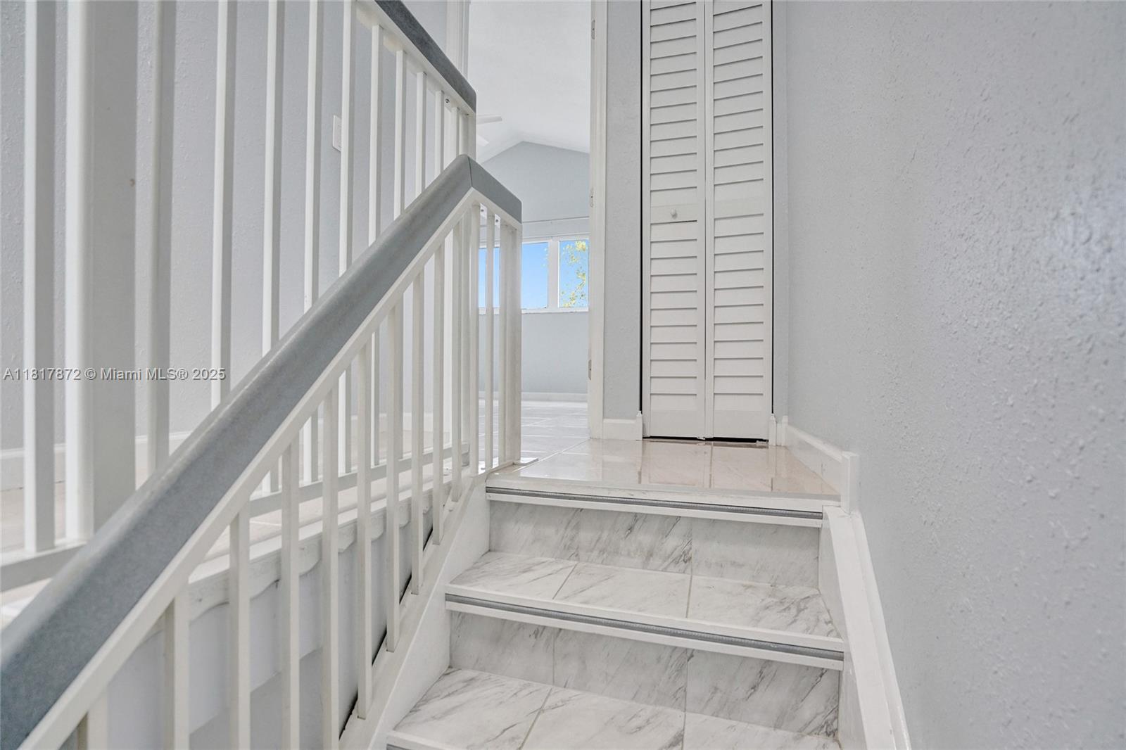 PEMBROKE LAKES SECTION SE - Residential