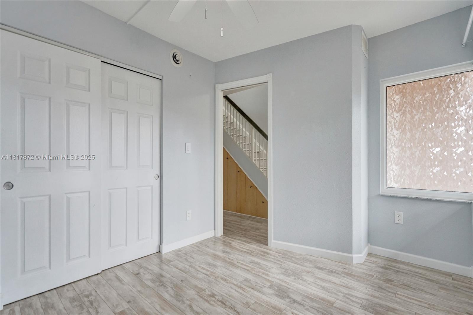 PEMBROKE LAKES SECTION SE - Residential