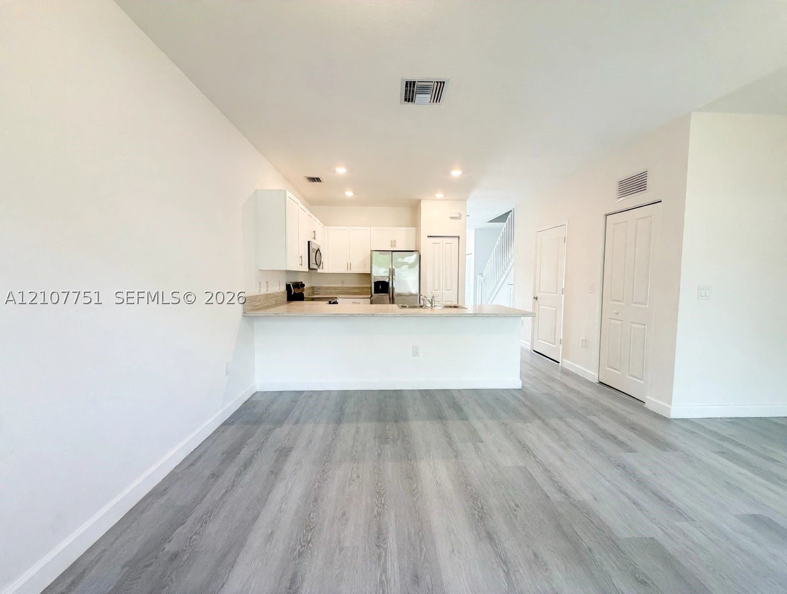 713 NE 208th Ter