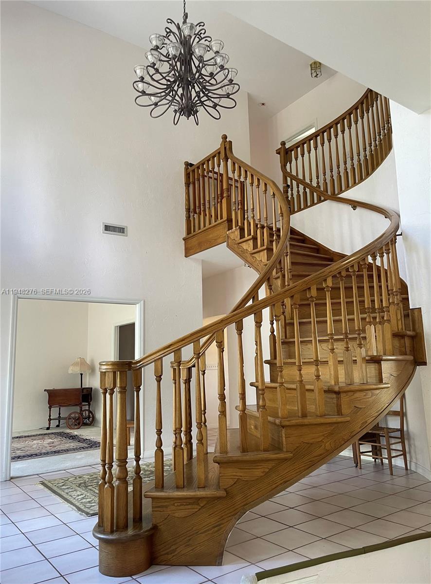 Prestigious Redlands - Residential