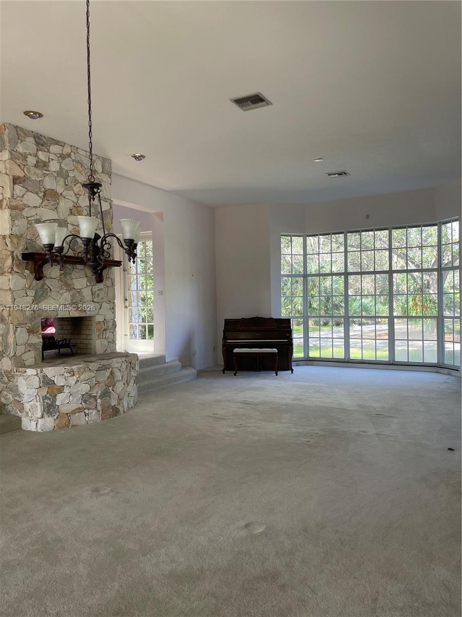 Prestigious Redlands - Residential