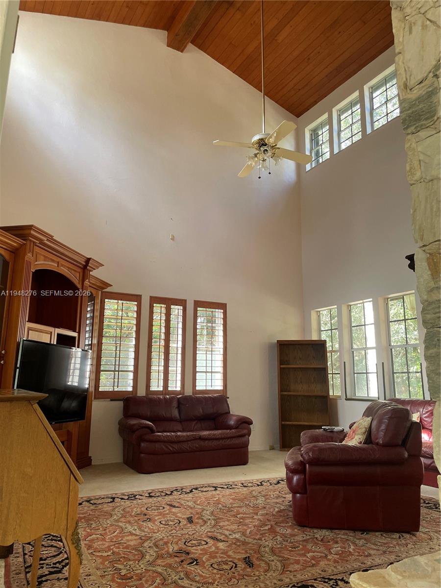 Prestigious Redlands - Residential