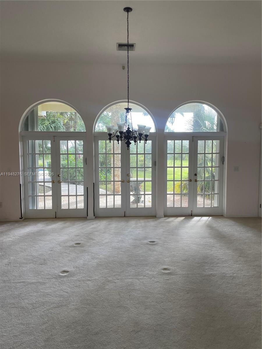 Prestigious Redlands - Residential