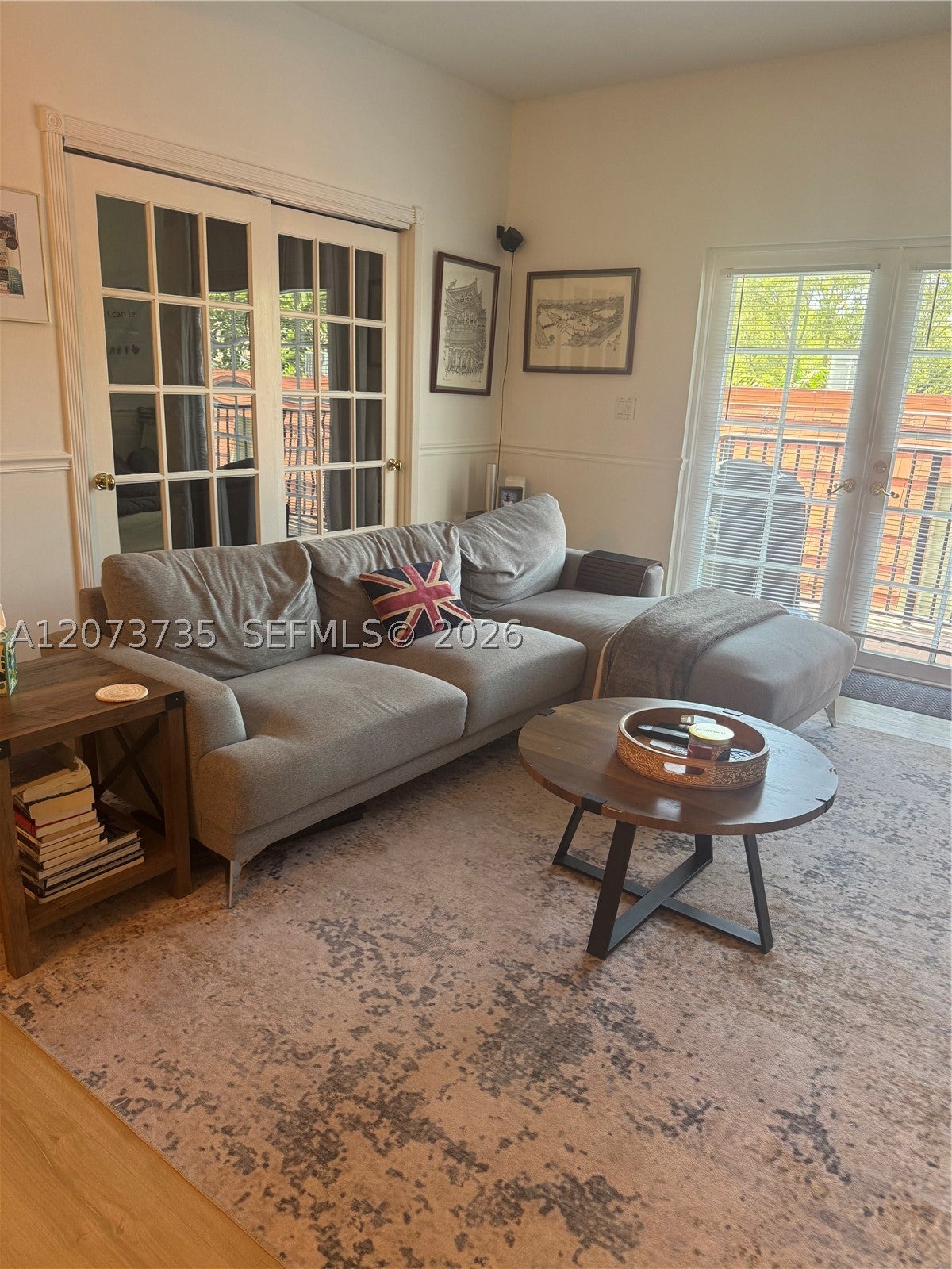 323 Navarre Ave 301
