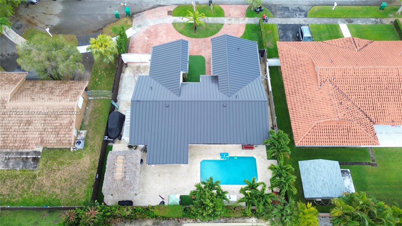 LOYOLA ESTATES - Residential